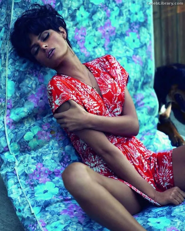 Isabeli Fontana photo 14 of 166