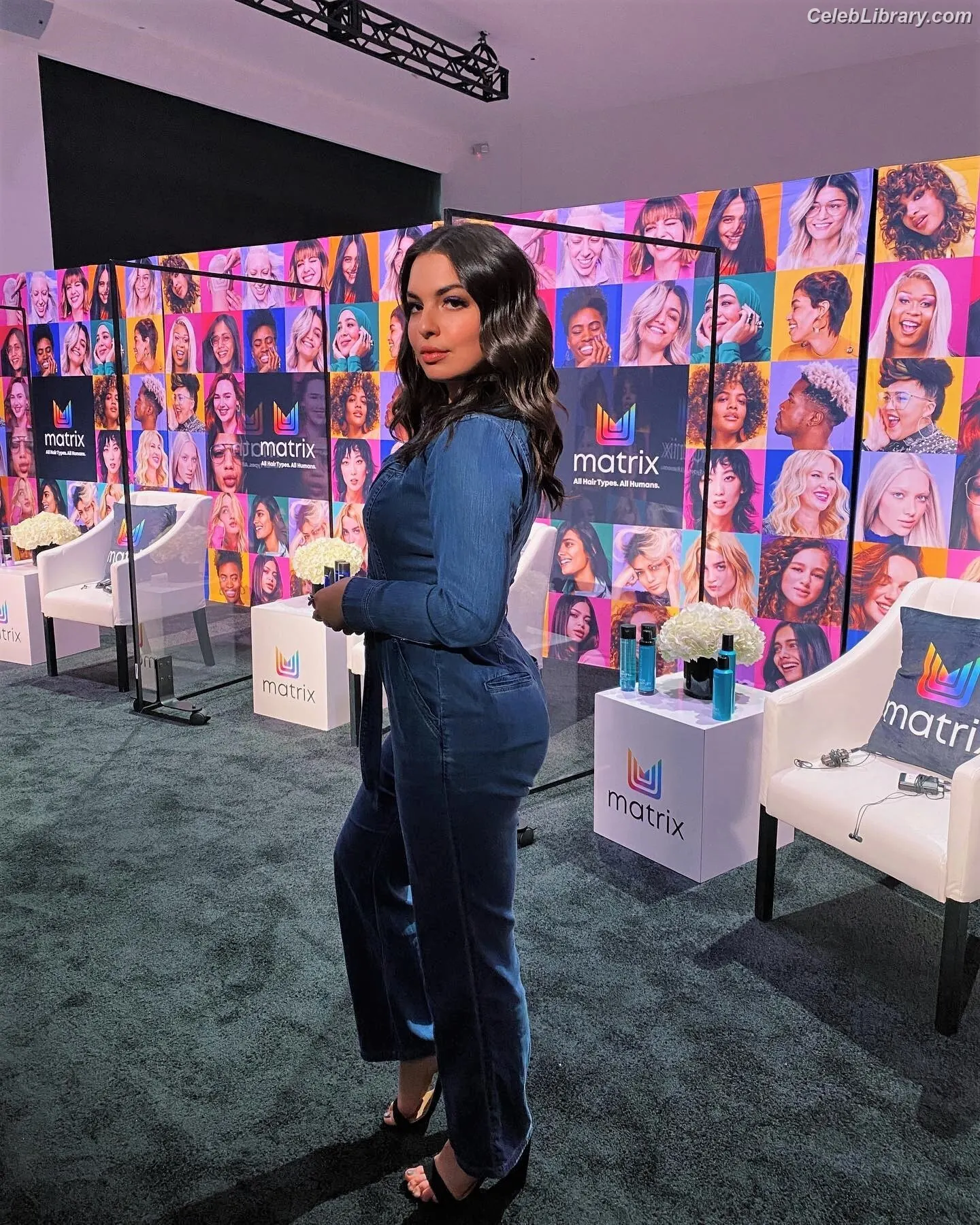 Isabella Gomez photo 11 of 479