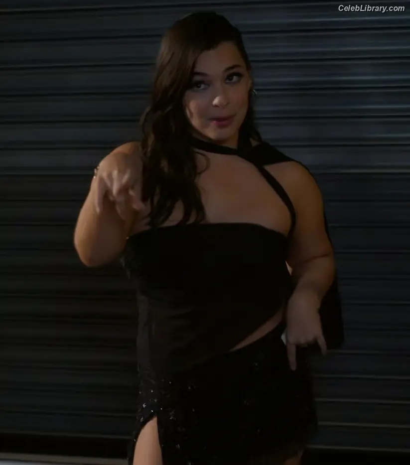 Isabella Gomez photo 5 of 479