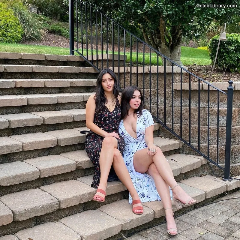 Isabella Gomez photo 14 of 479