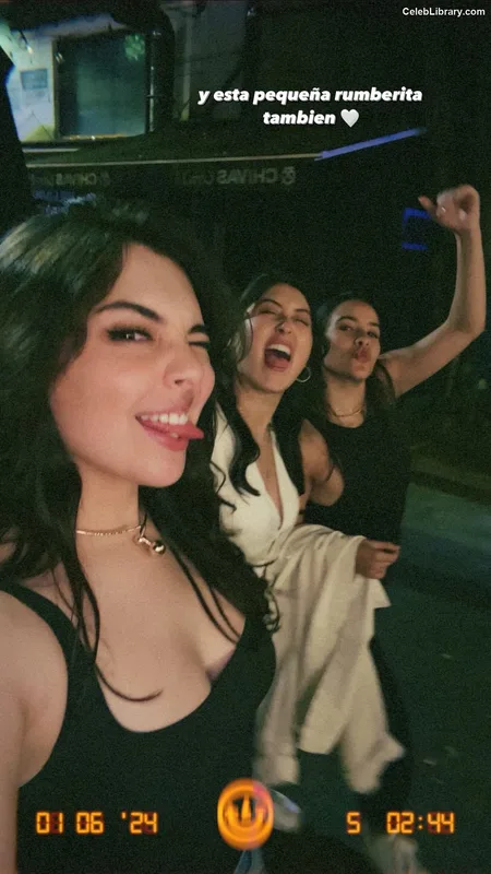 Isabella Gomez photo 1 of 479