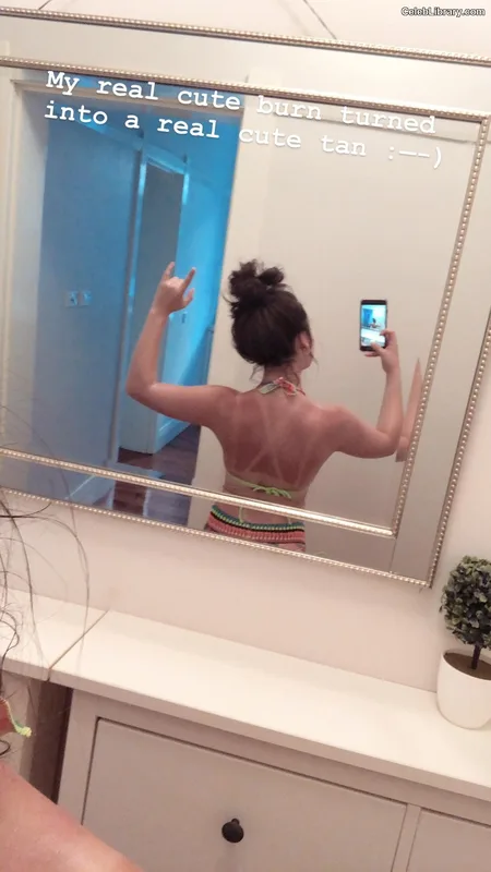 Isabella Gomez photo 3 of 479