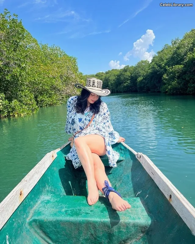 Isabella Gomez photo 6 of 479