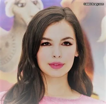 Isabella Gomez photo 6 of 479