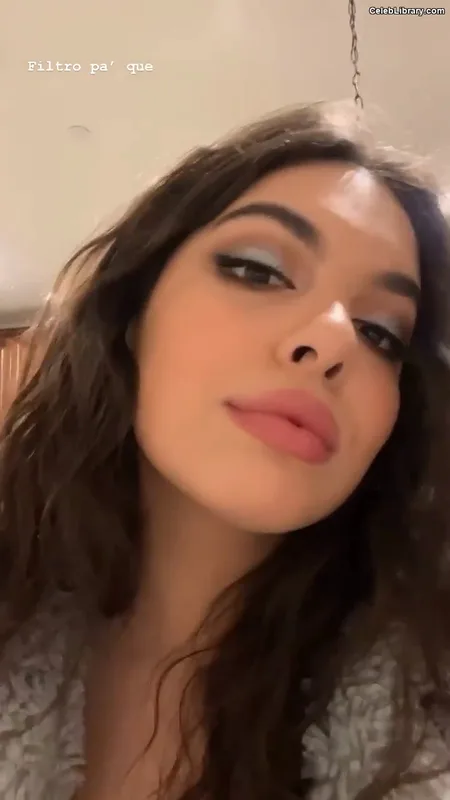 Isabella Gomez photo 8 of 479