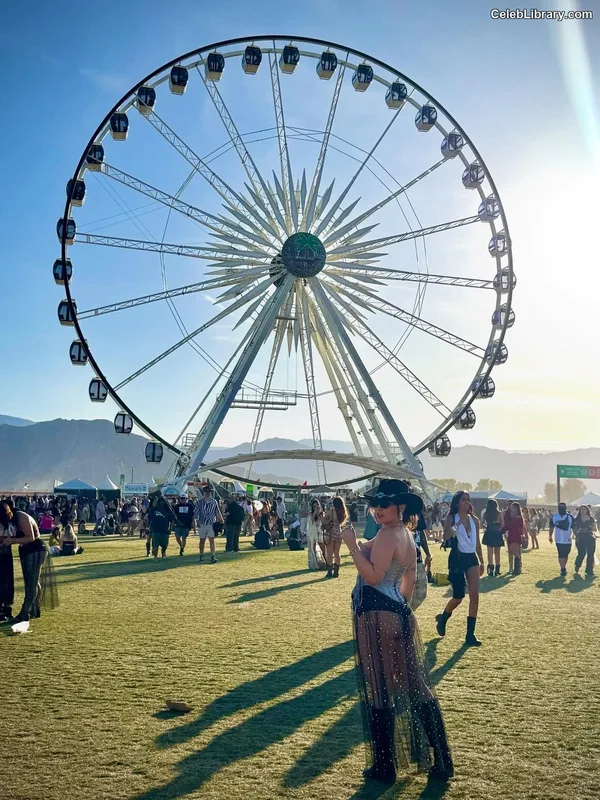 Isabella Gomez photo 9 of 479