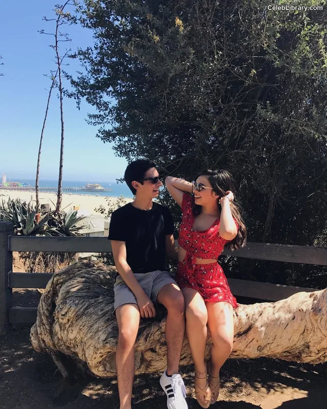 Isabella Gomez photo 4 of 479