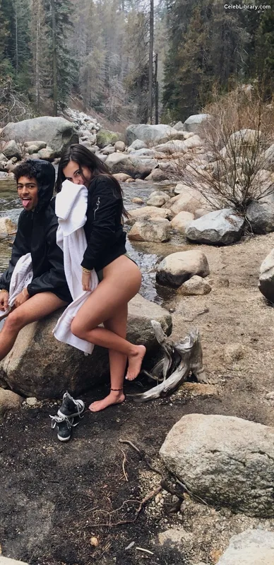 Isabella Gomez photo 8 of 479