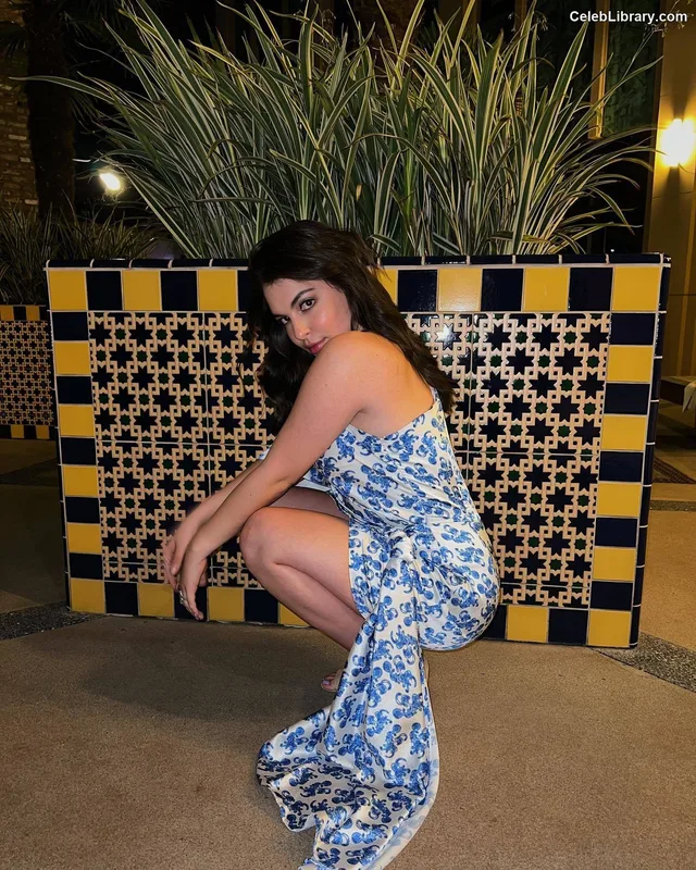 Isabella Gomez photo 3 of 479