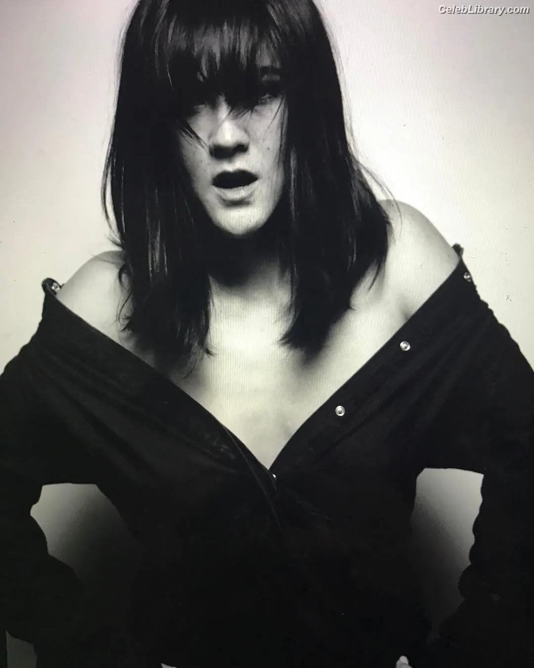 Isabelle Fuhrman photo 17 of 487