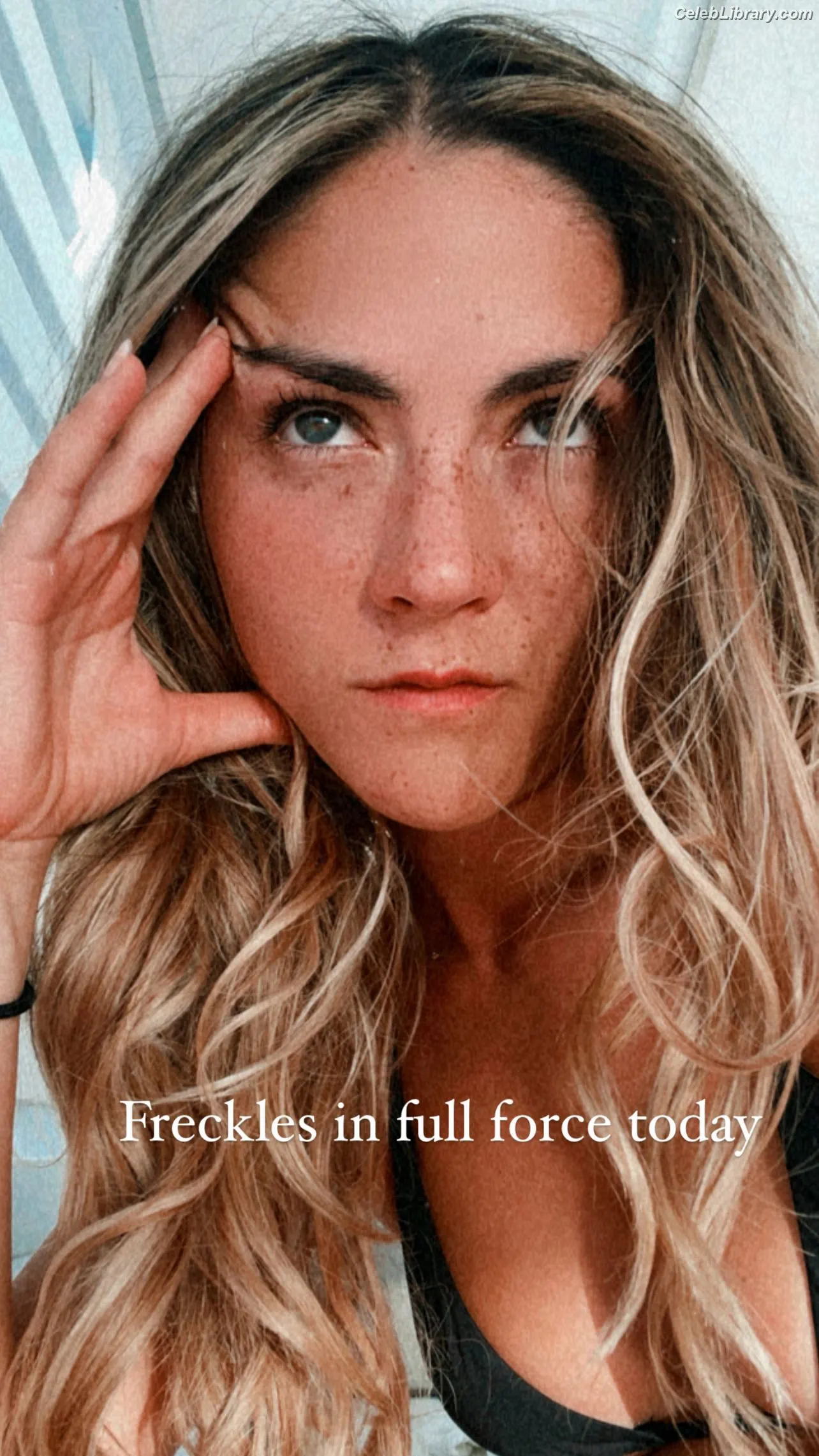 Isabelle Fuhrman photo 11 of 487