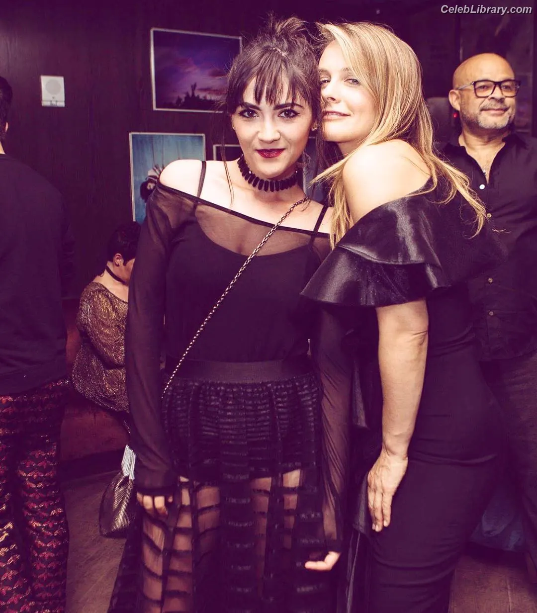 Isabelle Fuhrman photo 3 of 487