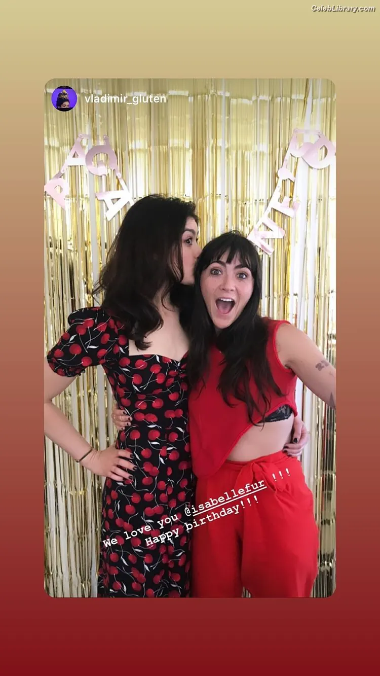 Isabelle Fuhrman photo 4 of 487