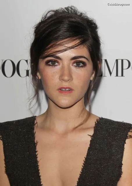 Isabelle Fuhrman photo 2 of 487