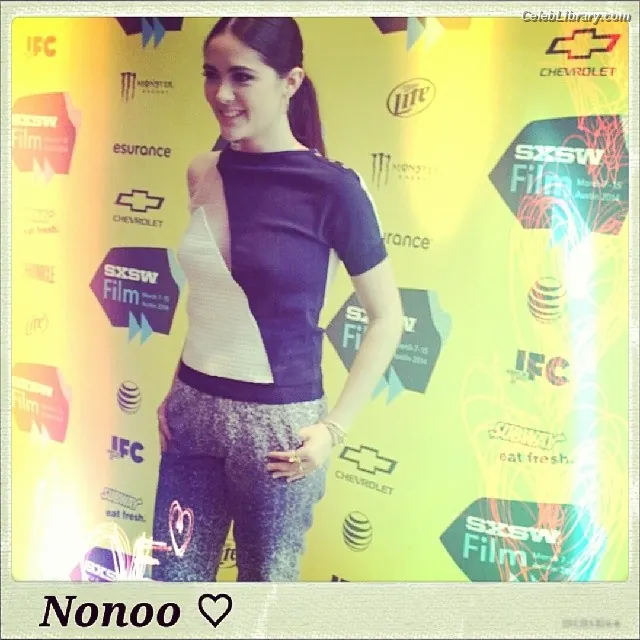 Isabelle Fuhrman photo 3 of 487