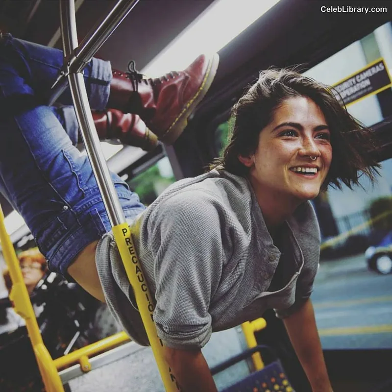 Isabelle Fuhrman photo 11 of 488