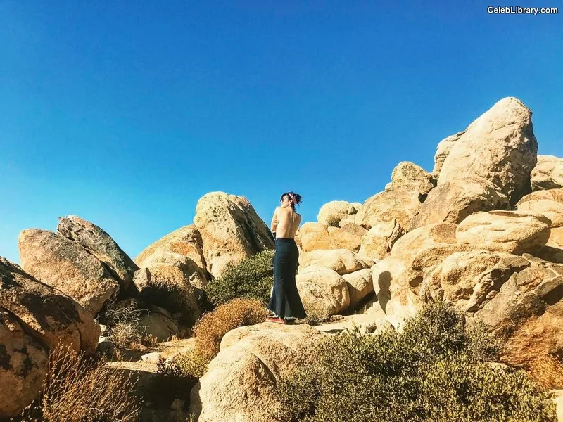 Isabelle Fuhrman photo 14 of 488