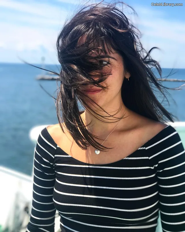 Isabelle Fuhrman photo 8 of 488