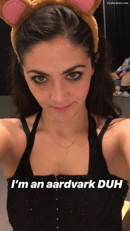 Isabelle Fuhrman photo 20 of 488