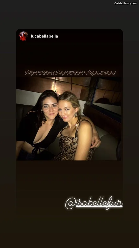 Isabelle Fuhrman photo 6 of 488