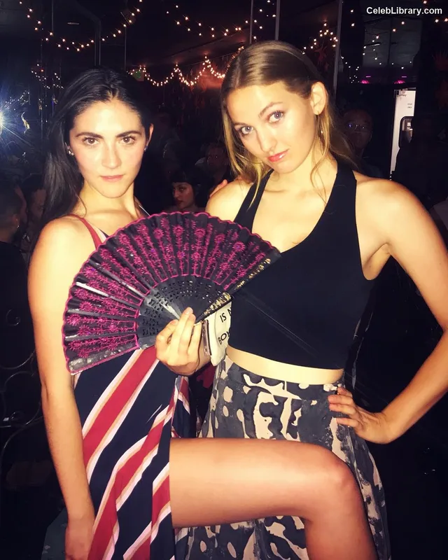 Isabelle Fuhrman photo 7 of 488