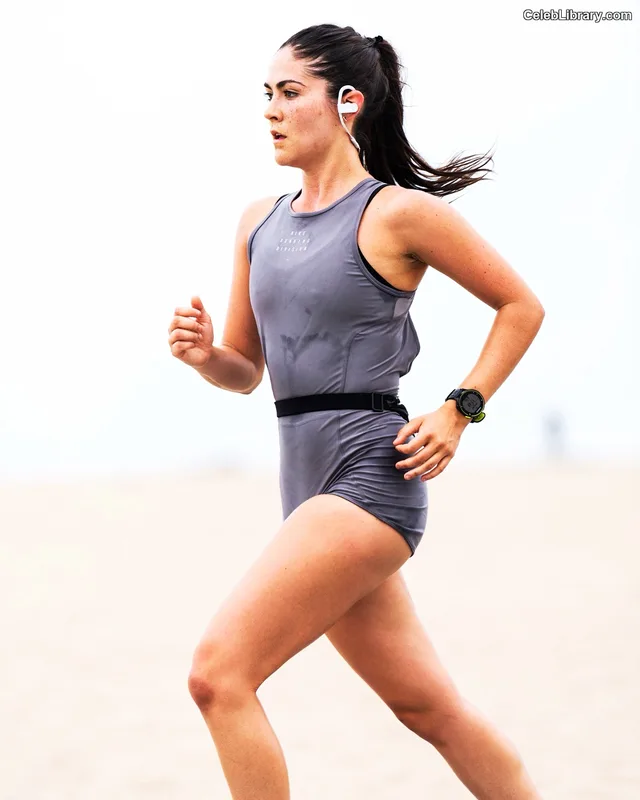 Isabelle Fuhrman photo 20 of 488
