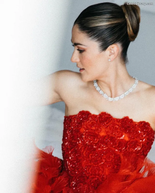 Isabelle Fuhrman photo 13 of 488