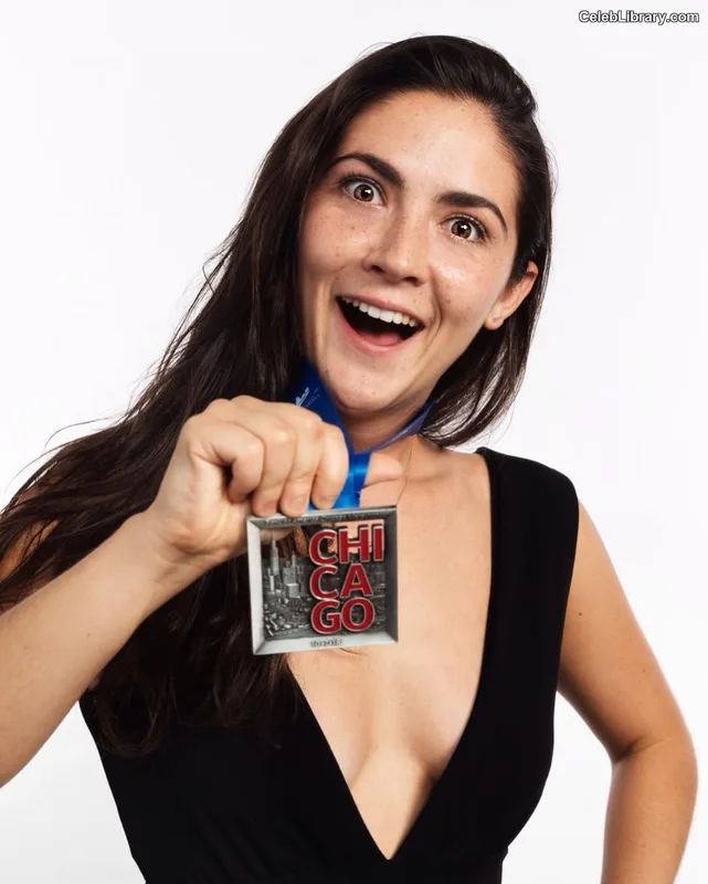 Isabelle Fuhrman photo 23 of 488