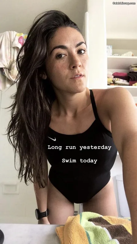 Isabelle Fuhrman photo 4 of 488