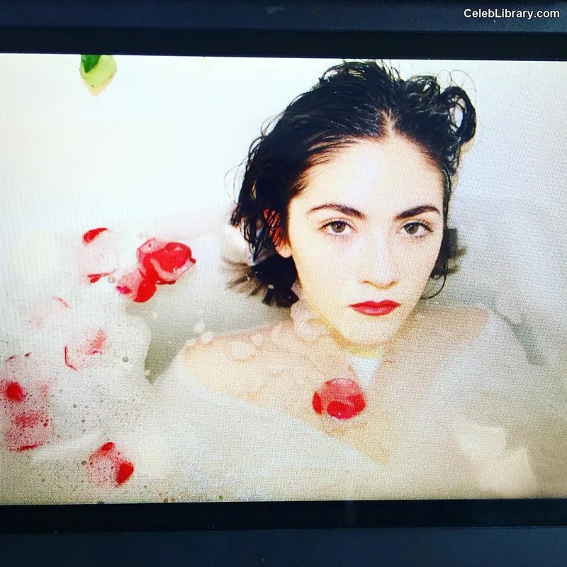 Isabelle Fuhrman photo 1 of 488