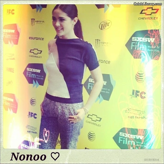 Isabelle Fuhrman photo 3 of 488