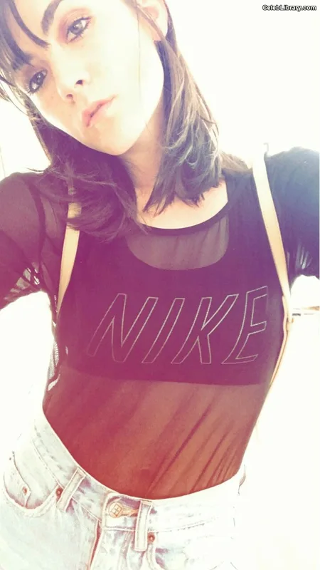 Isabelle Fuhrman photo 13 of 488