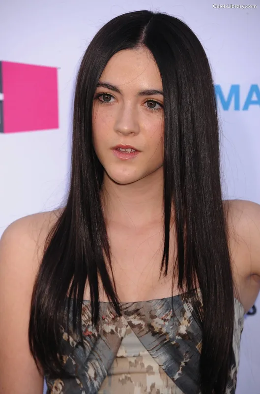 Isabelle Fuhrman photo 4 of 488