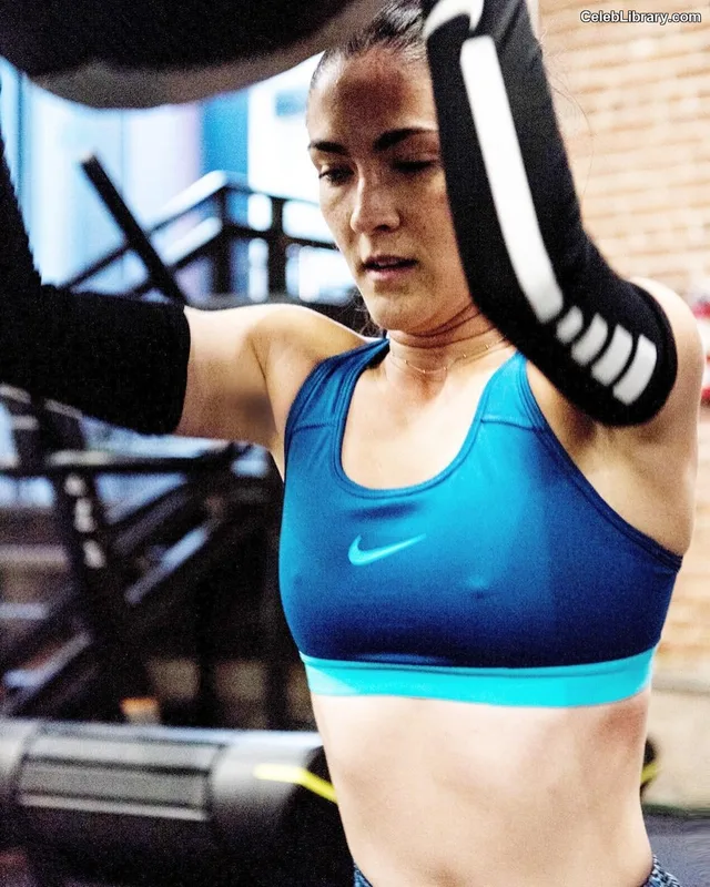 Isabelle Fuhrman photo 1 of 488