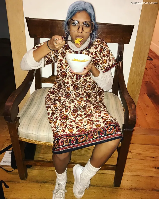 Ishana Night Shyamalan photo 1 of 40