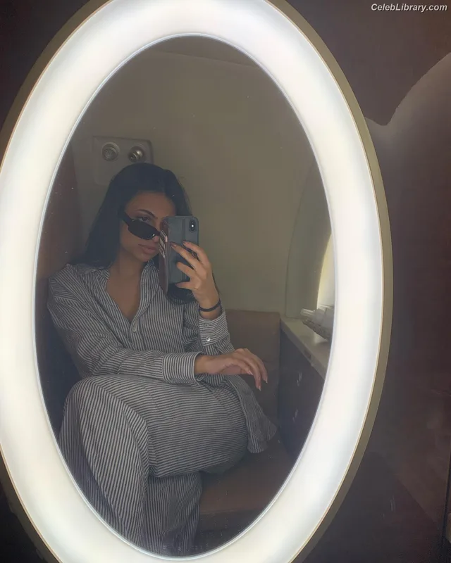Ishana Night Shyamalan photo 23 of 40