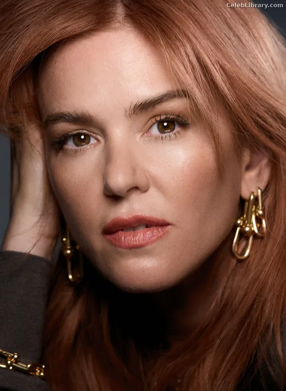 Isla Fisher photo 7 of 434