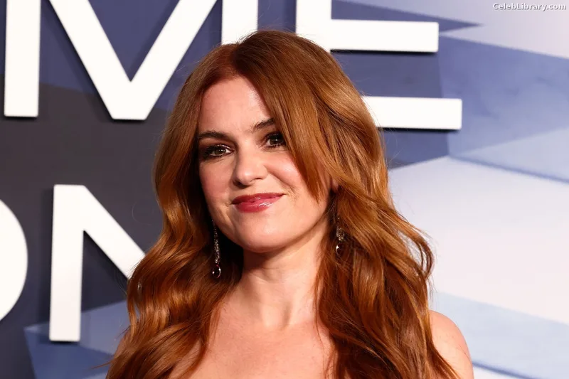 Isla Fisher photo 20 of 434
