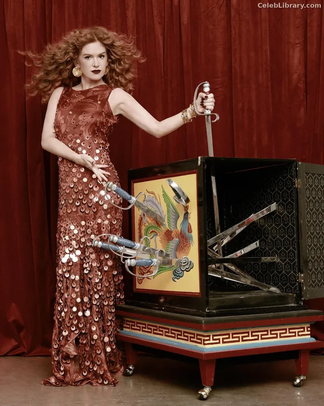 Isla Fisher photo 22 of 434