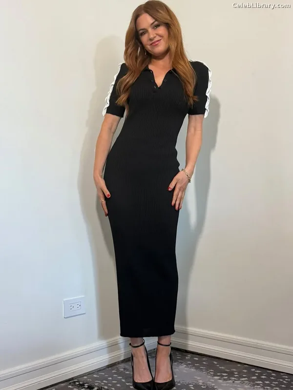 Isla Fisher photo 6 of 434