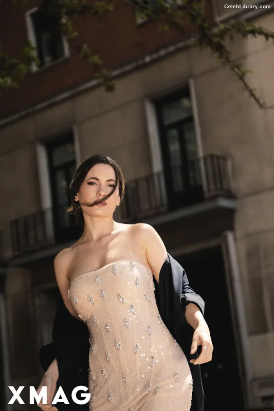 Ivana Baquero photo 2 of 318