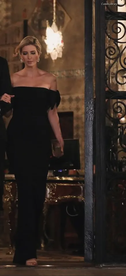Ivanka Trump photo 15 of 680