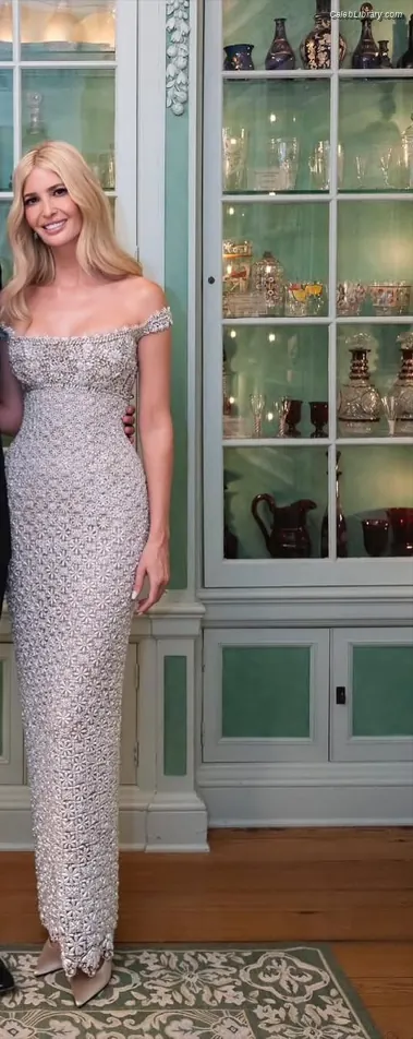 Ivanka Trump photo 14 of 680