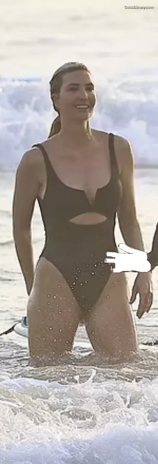 Ivanka Trump photo 7 of 680