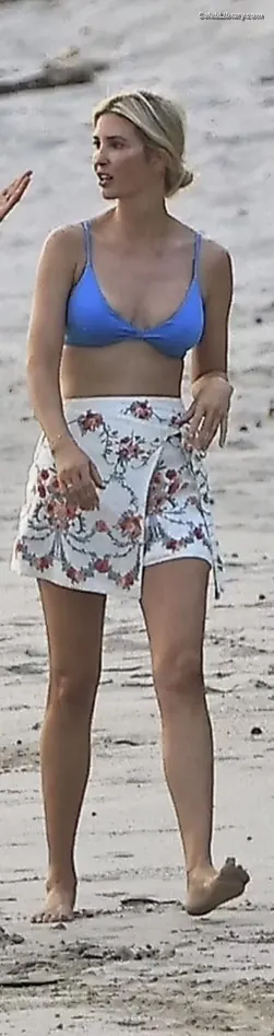 Ivanka Trump photo 12 of 680