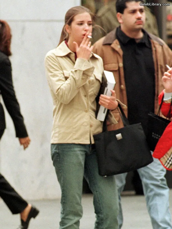 Ivanka Trump photo 3 of 681