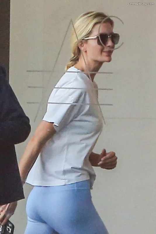 Ivanka Trump photo 22 of 681