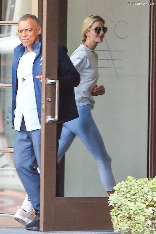 Ivanka Trump photo 1 of 681