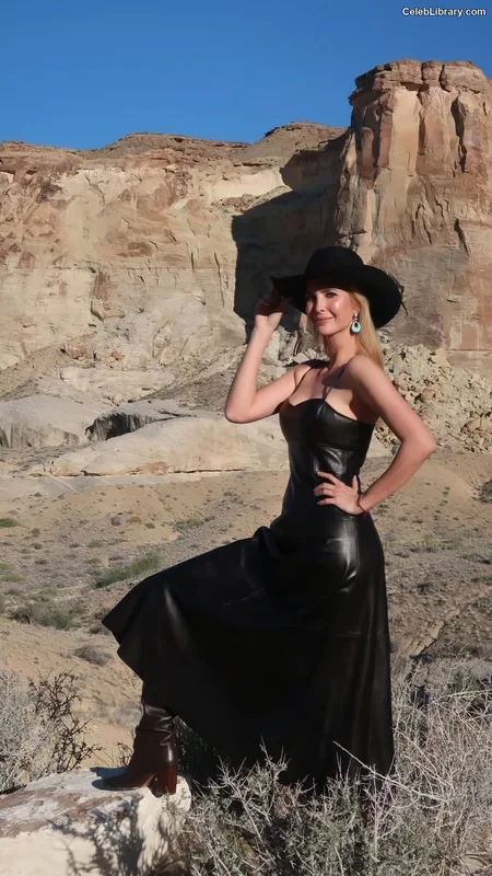 Ivanka Trump photo 17 of 681