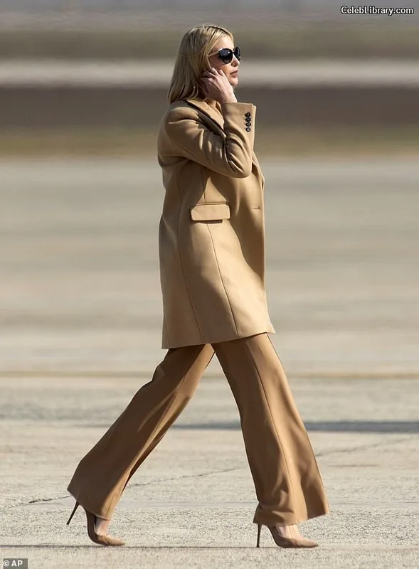 Ivanka Trump photo 11 of 681